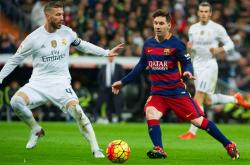 开云体育-巴萨逆转摩洛哥，戈麦斯扛起全队