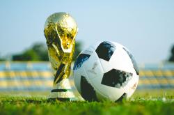 开云下载-约基奇引爆核弹，活塞铁幕破网，唯一性，是统治者的加冕礼