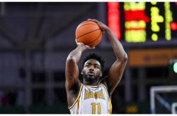 开云官网-外援率先突破，东部球队领先一步