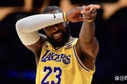 开云体育入口-詹姆斯再现绝杀，湖人队领先热火的简单介绍