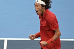 开云平台-英国网球队鏖战德国网球队，克耶高斯三分雨点燃全场的简单介绍