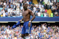 开云官网-浓眉主宰比赛走向，上海队最后时刻击败黄蜂