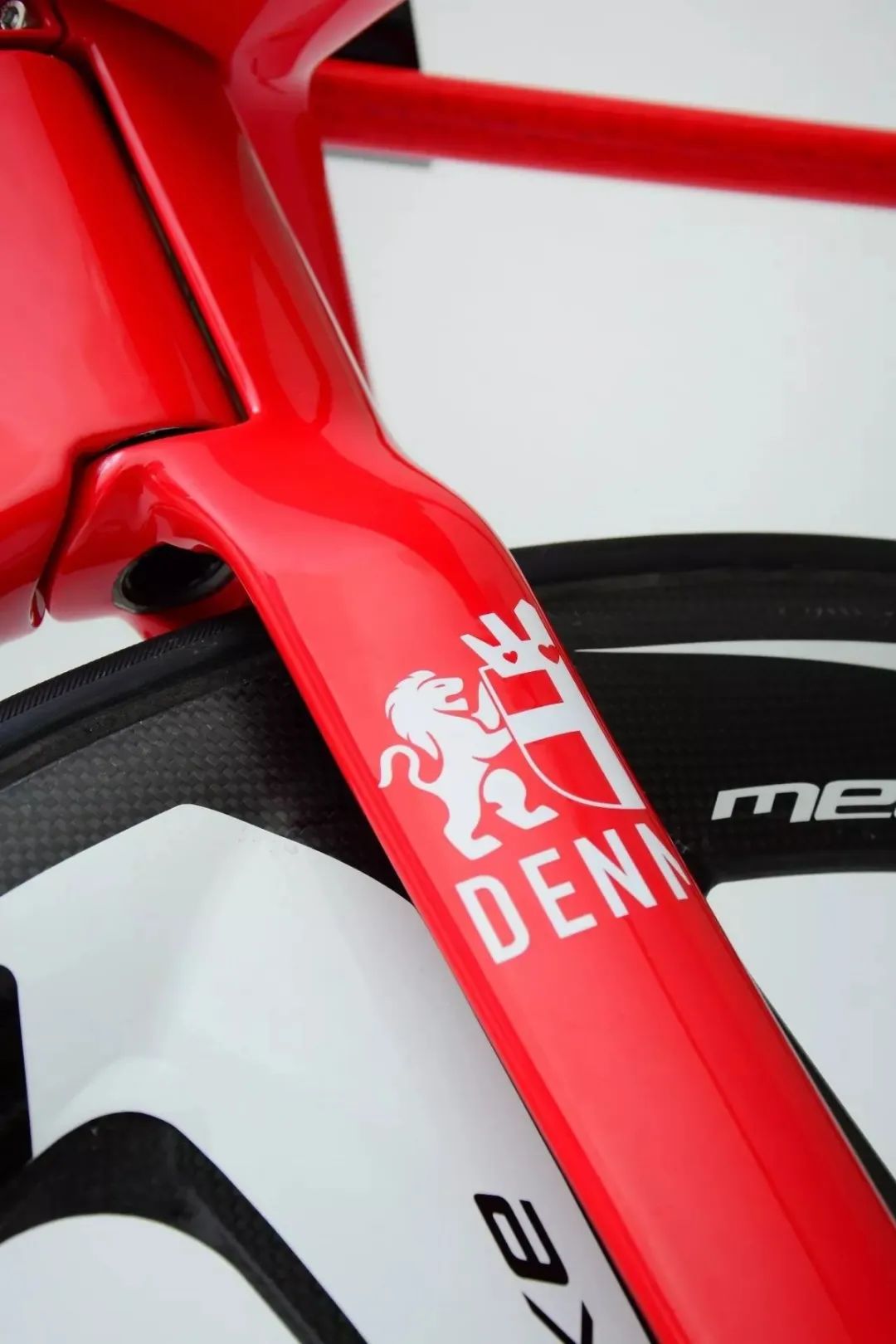 丹麦羽毛球队轻取中国羽毛球队，辛杜打破历史纪录的简单介绍