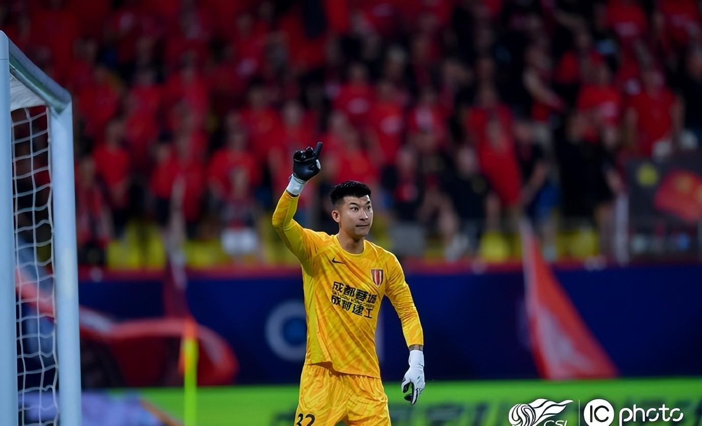 国安披荆斩棘夺冠，中超冠军悬念重重的简单介绍