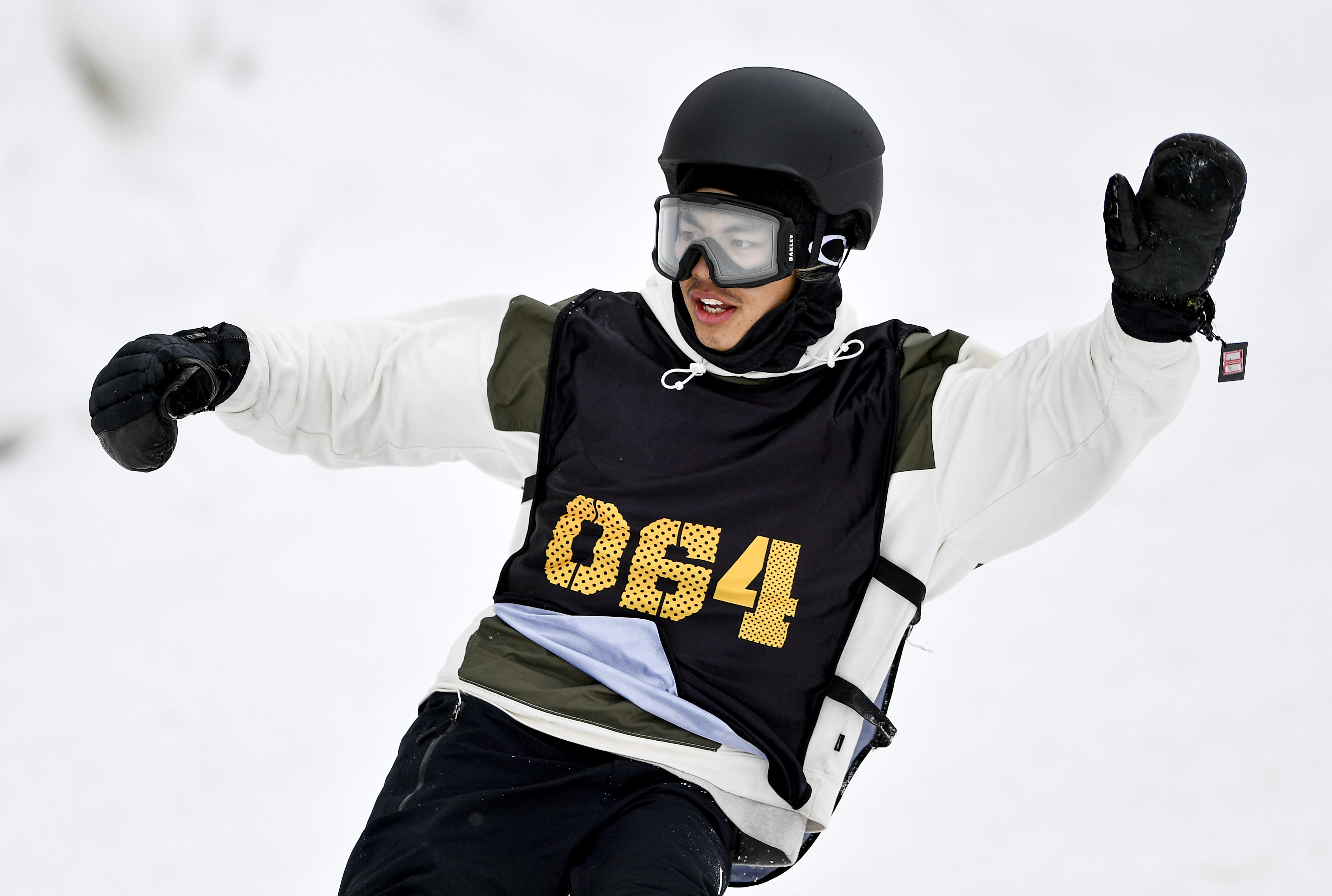 印度选手在滑雪单板项目中展现出色表现