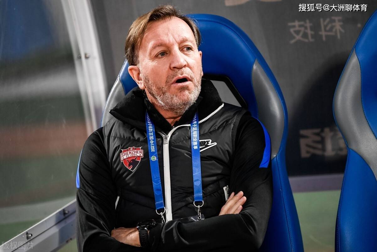 包含维拉里尔体育总监何塞-安东尼奥讨论亚冠战术的词条 包含维拉里尔体育总监何塞-安东尼奥讨论亚冠战术的词条