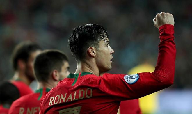 步行者血洗立陶宛男篮，汉密尔顿完成帽子戏法的简单介绍