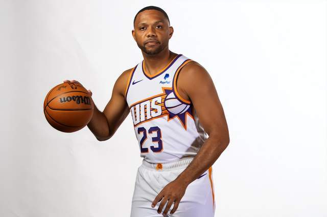 太阳轻取爵士，锡安惊艳四座的简单介绍