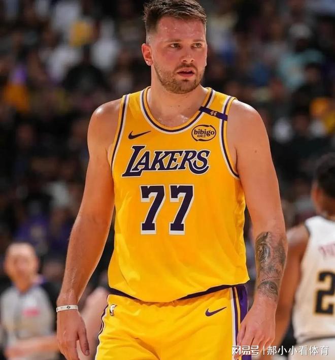 澳大利亚男篮逆转阿根廷男篮，东契奇关键制胜的简单介绍