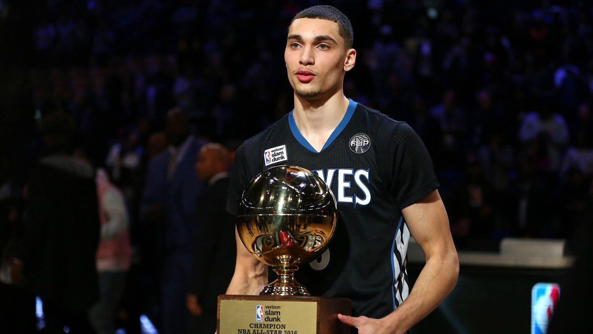 活塞对阵火箭，保罗数据全面爆炸，诠释何为控卫之神